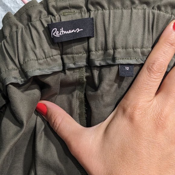 Button front skirt - Picture 2 of 3